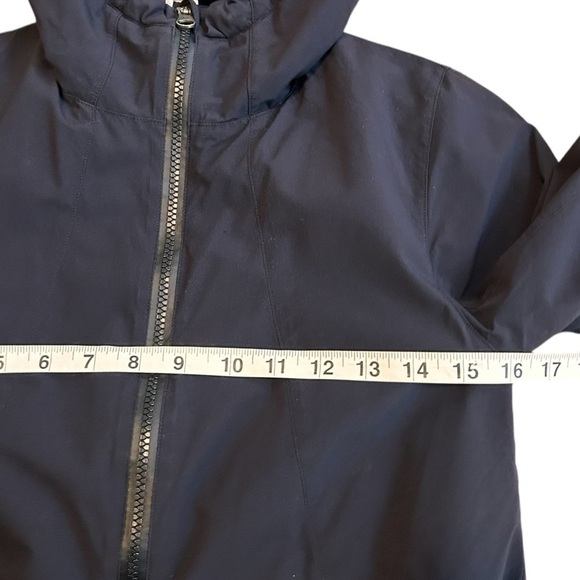 Lululemon Rise & Shine Jacket III- Black Size 2 - Picture 15 of 16